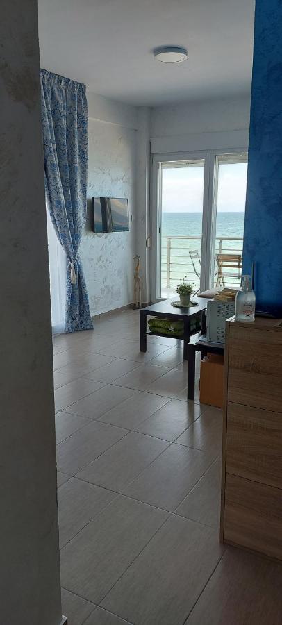 Appartement Roses à Peraía Extérieur photo